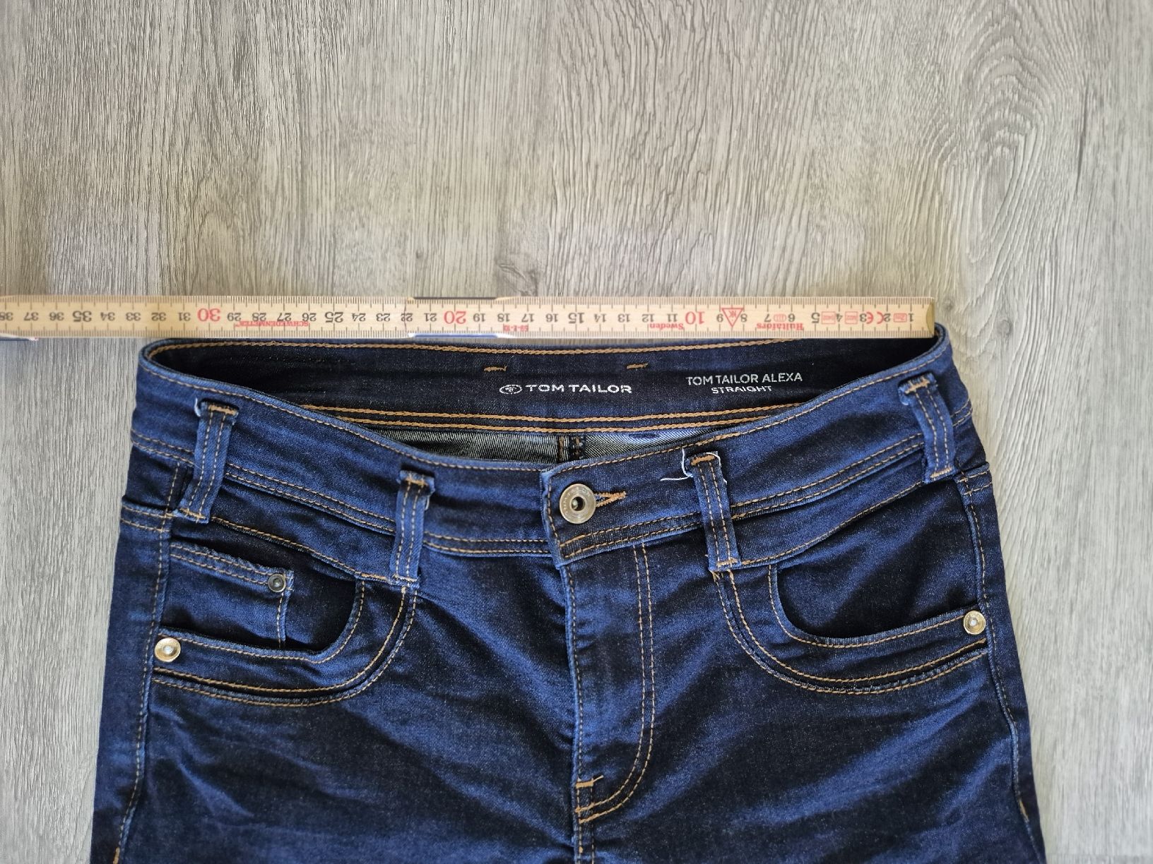 Tom Tailor Jeans: Tom Tailor Jeans Gr. 26 – Nuovo (secondo la descrizione) da Weisslingen venduto da monkeyboarder 1