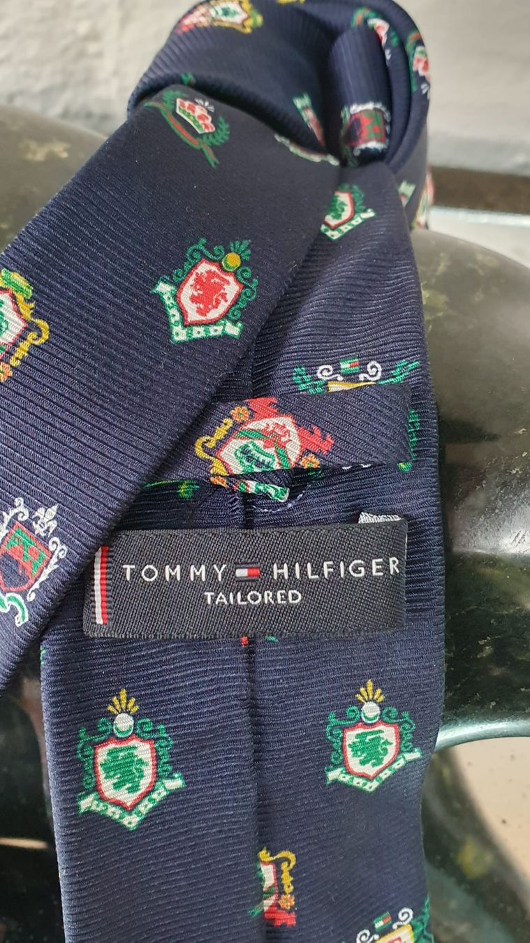 Cravatte: cravate Tommy Hilfiger – Nuovo (secondo la descrizione) da GENEVE venduto da goldforall