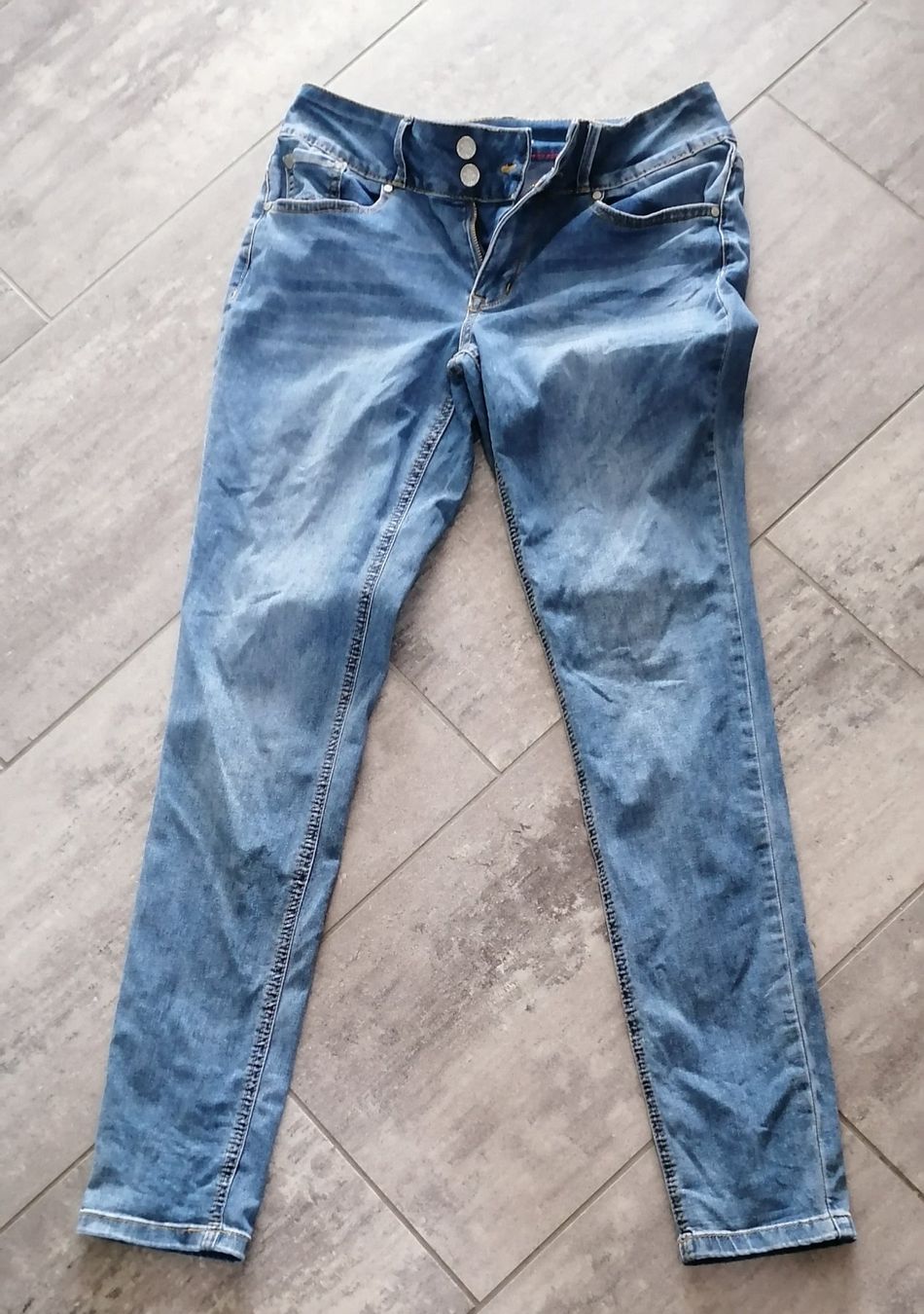 Jeans: Jeans NEU Gr. M – Nuovo (secondo la descrizione) da Entlebuch venduto da Waldschratt65