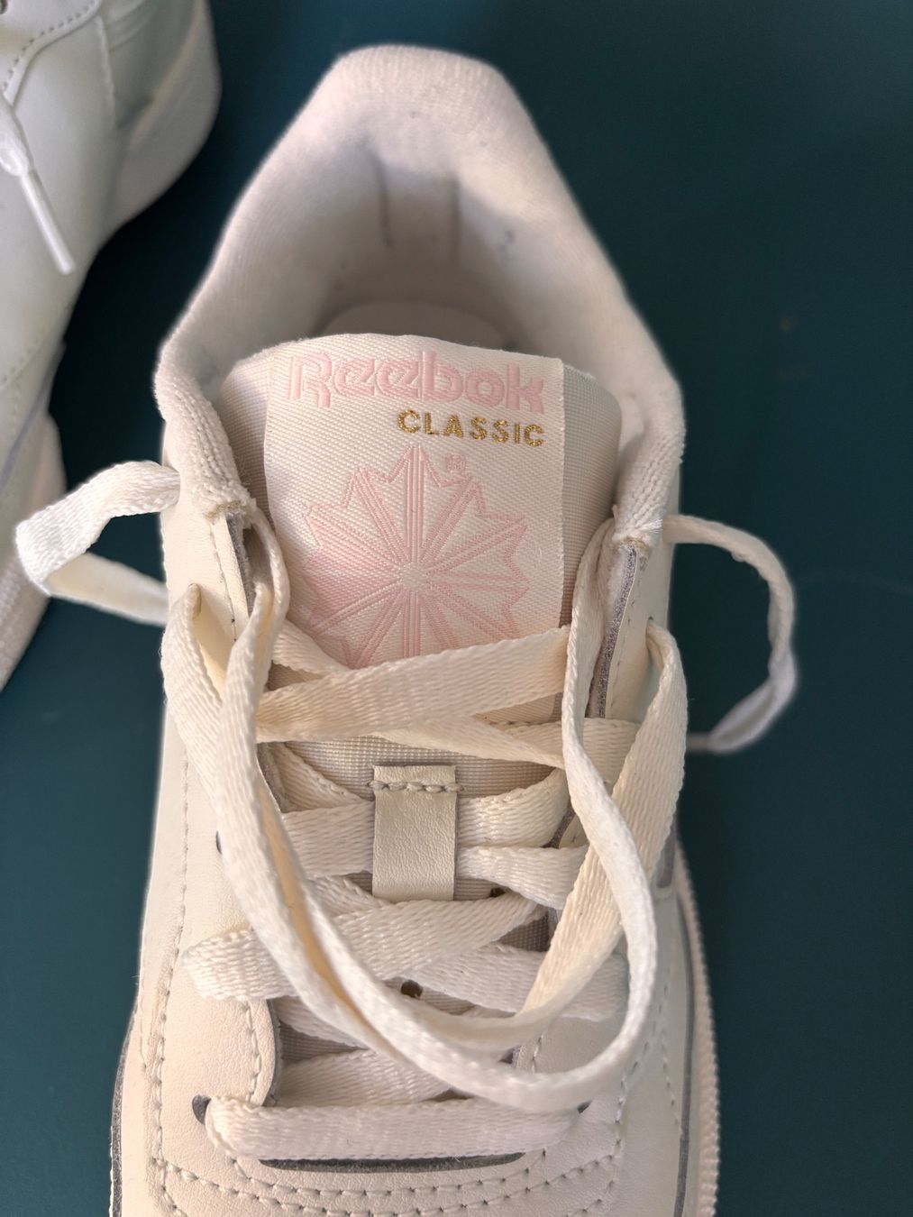 Reebok Scarpe da donna: Rebook Sneeker Gr. 38 - Damen – Usato da Dielsdorf venduto da Nlj2 5