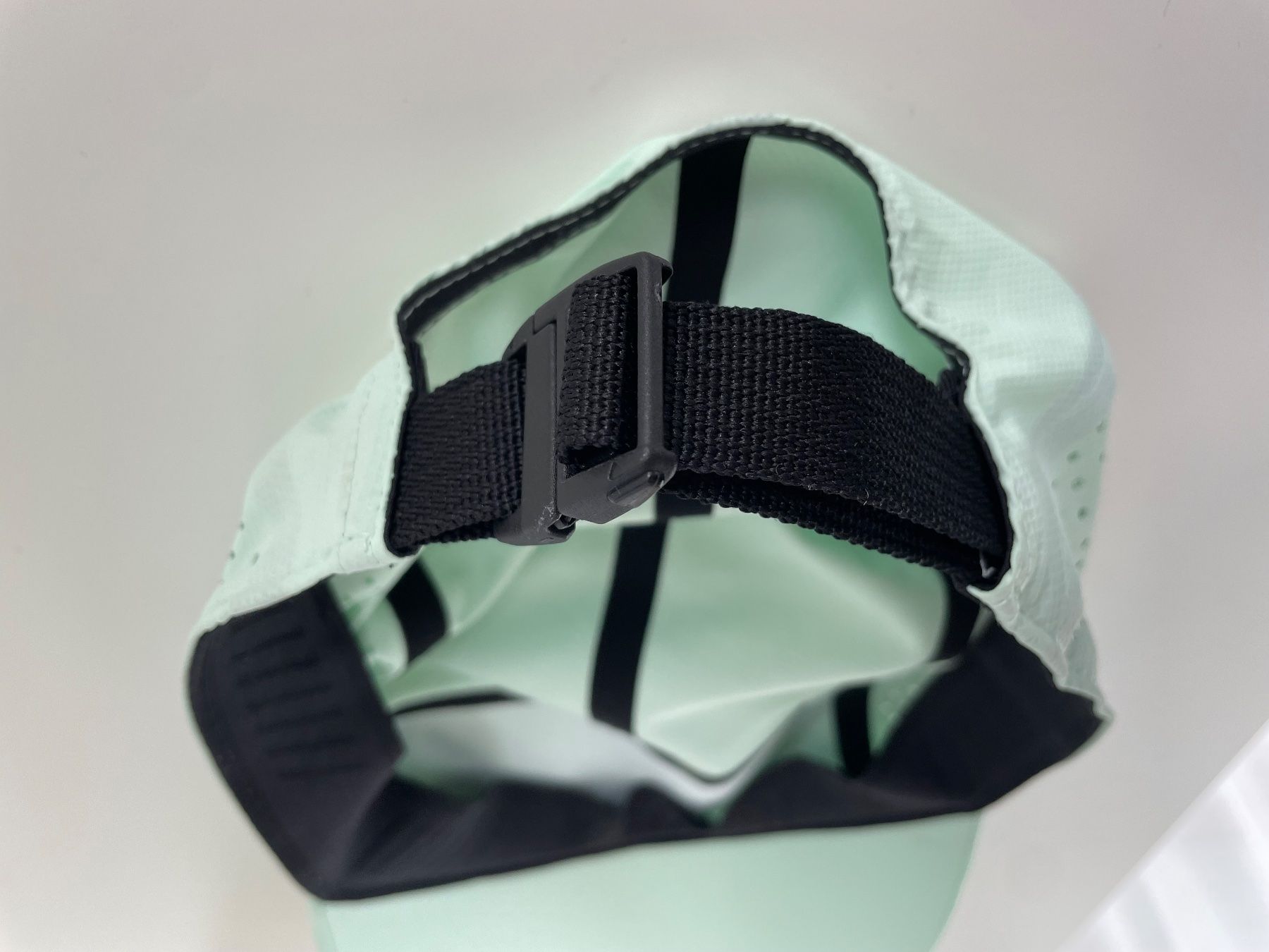 Hüte, Mützen & Caps: On Lightweight Cap – Neu (gemäss Beschreibung) aus St. Gallen von rap_wm5l 3