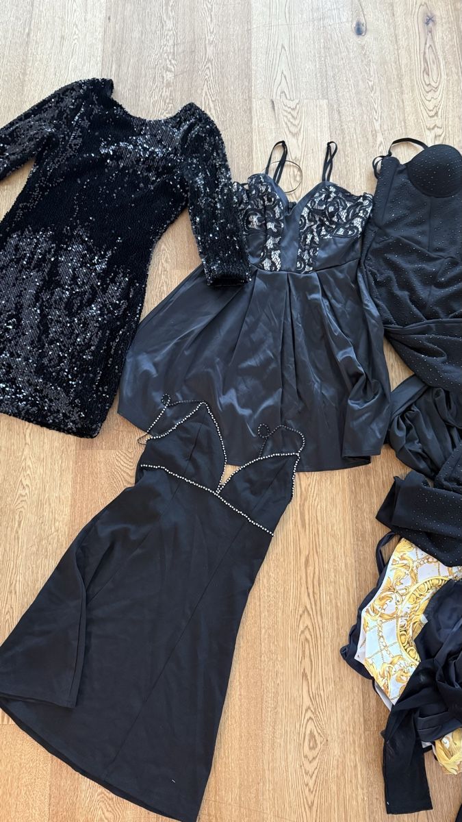 Kleiderpakete: Kleiderpaket S  – Gebraucht aus Boswil von hey.itsme 5
