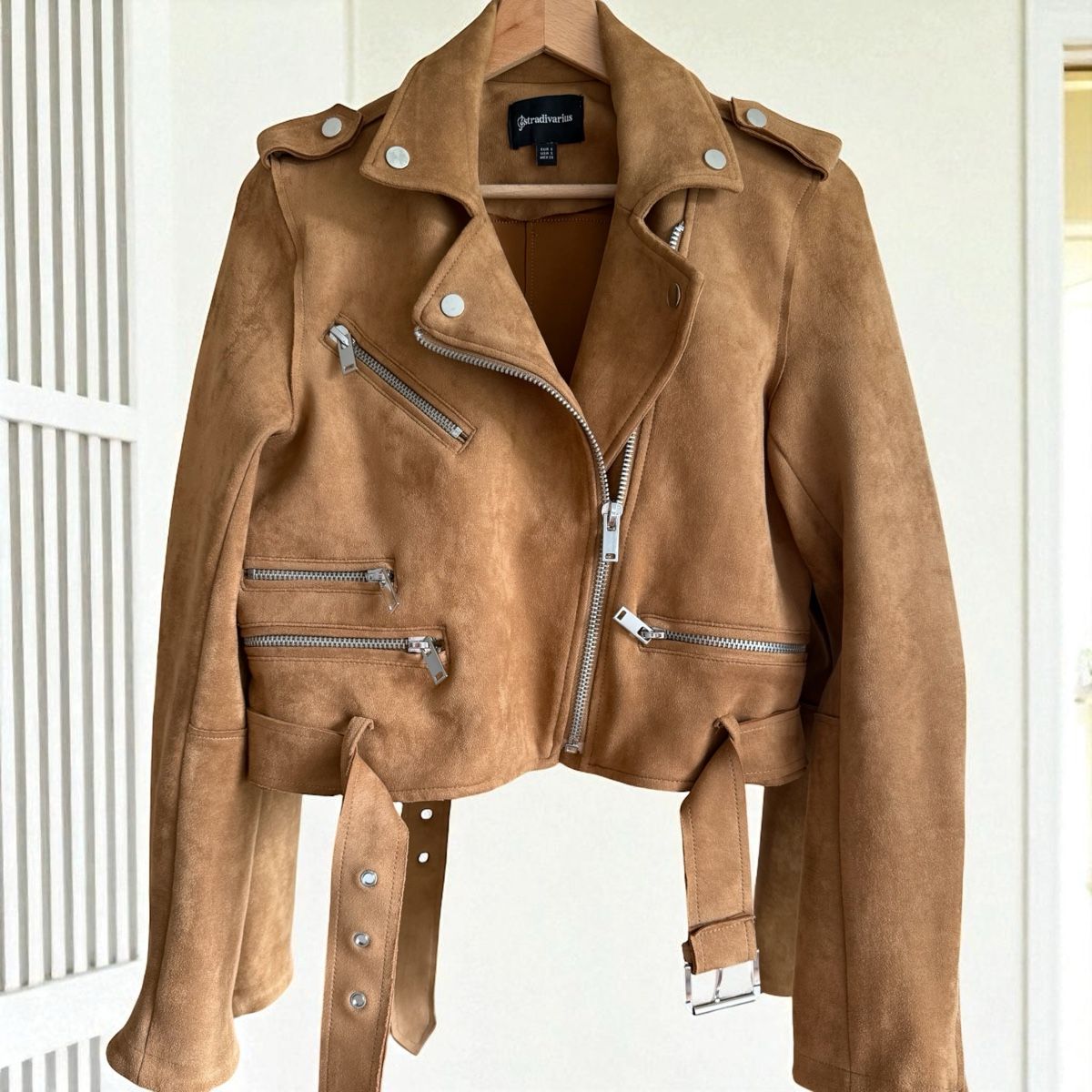 Giacche: Coole Wildlederjacke von Stradivarius, Grösse s, Top! – Nuovo e nell'imballaggio originale da Solothurn venduto da Menis-Shop1