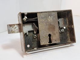 1 schönes antikes Möbel Schloss, DM6.2cm, DRS (LOT2#MBS3)
