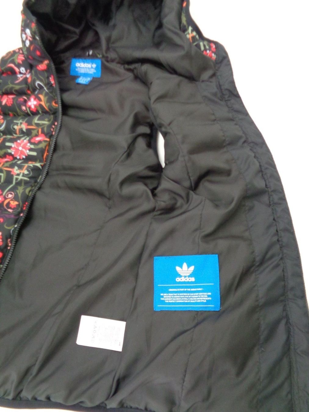 Adidas Gilet & Giacche senza maniche: Adidas Gilet Steppjacke Grösse 36 – Usato da Chur venduto da omonia 3