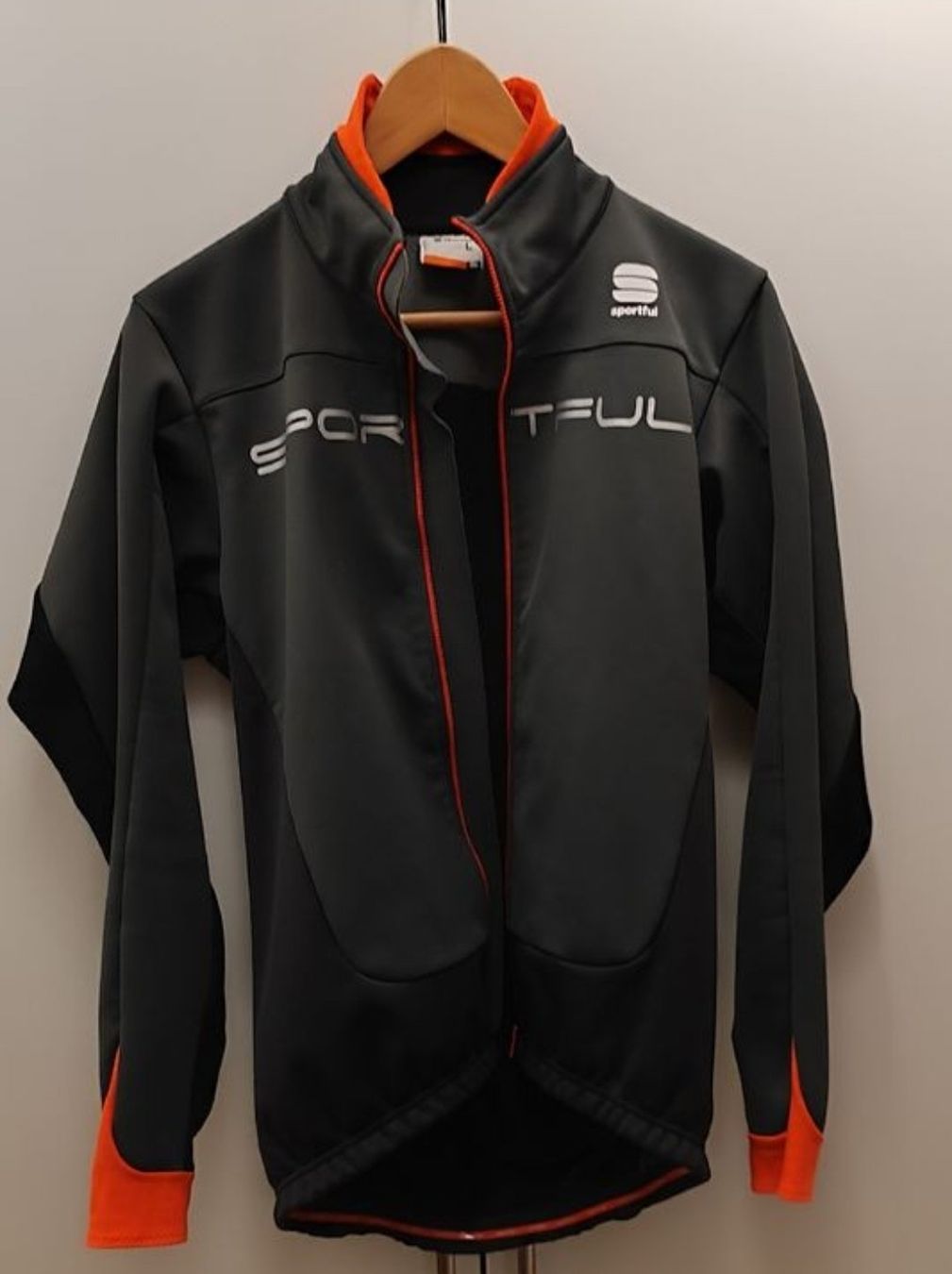 Giacche: Sportful Jacke Grösse L – Nuovo (secondo la descrizione) da Heiligkreuz (Mels) venduto da SKQENH