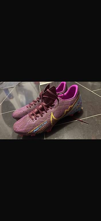 Scarpe da uomo: Fussballschuhe – Usato da Kerzers venduto da Kirusanth996