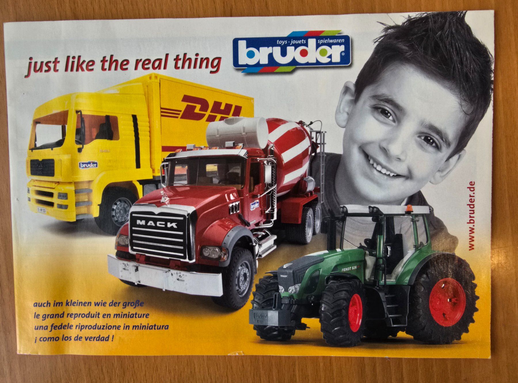 Bruder Giocattoli: Katalog Bruder 2007 (Format A5 - 32 Seiten) – Nuovo (secondo la descrizione) da Wallisellen venduto da Walter8304