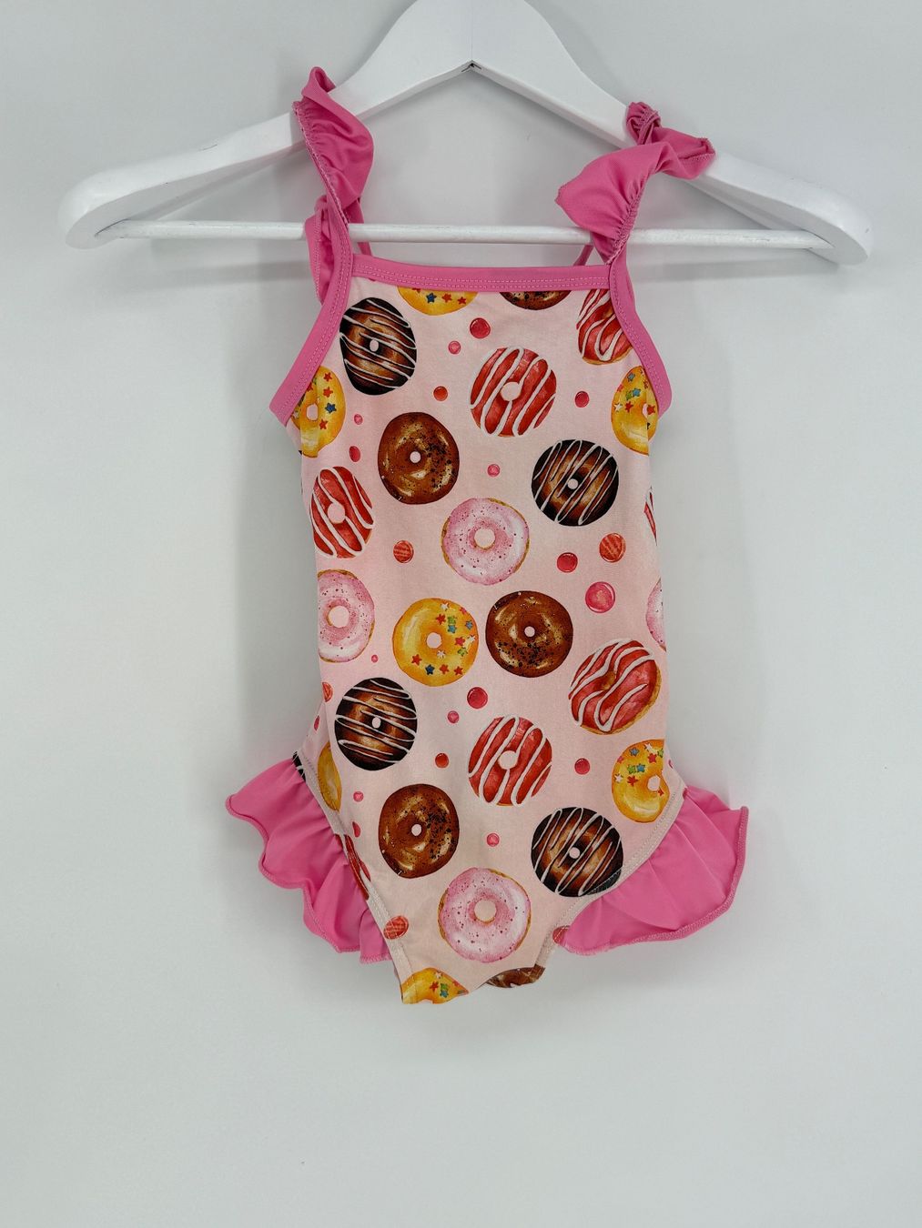 Badekleider & Bikinis: Badeanzug mit Donuts Gr. 120 – Gebraucht aus Auenstein von moin.