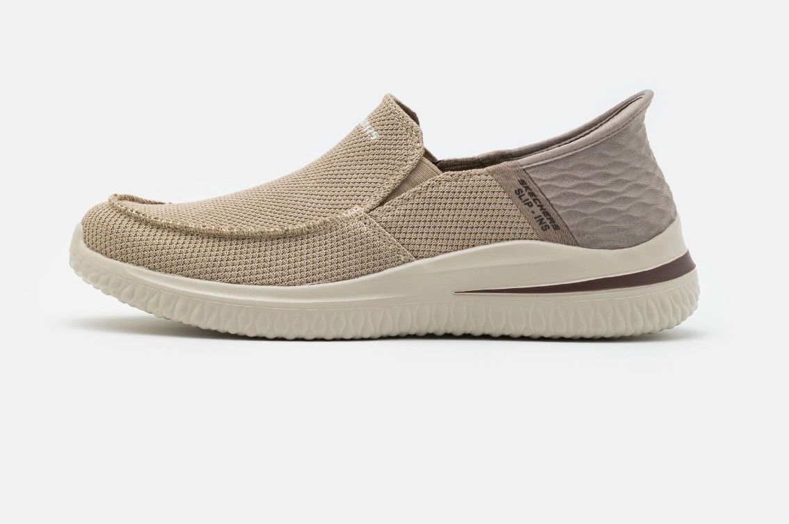 Skechers Scarpe da uomo: Sketchers Slippers, Memory foam, 44 – Usato da Seuzach venduto da Megane1 1
