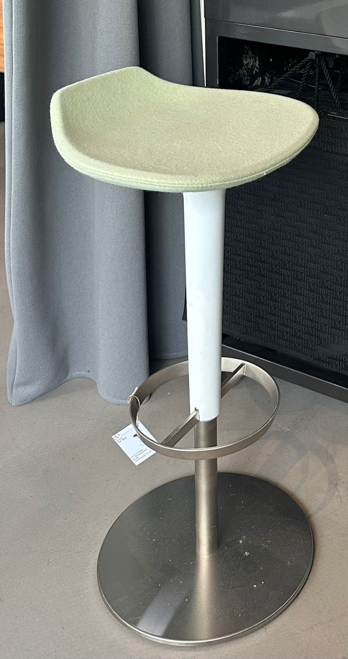 Arper Stühle: Arper - Barbar Barstool – Gebraucht aus Horn von Ruf_Des 1