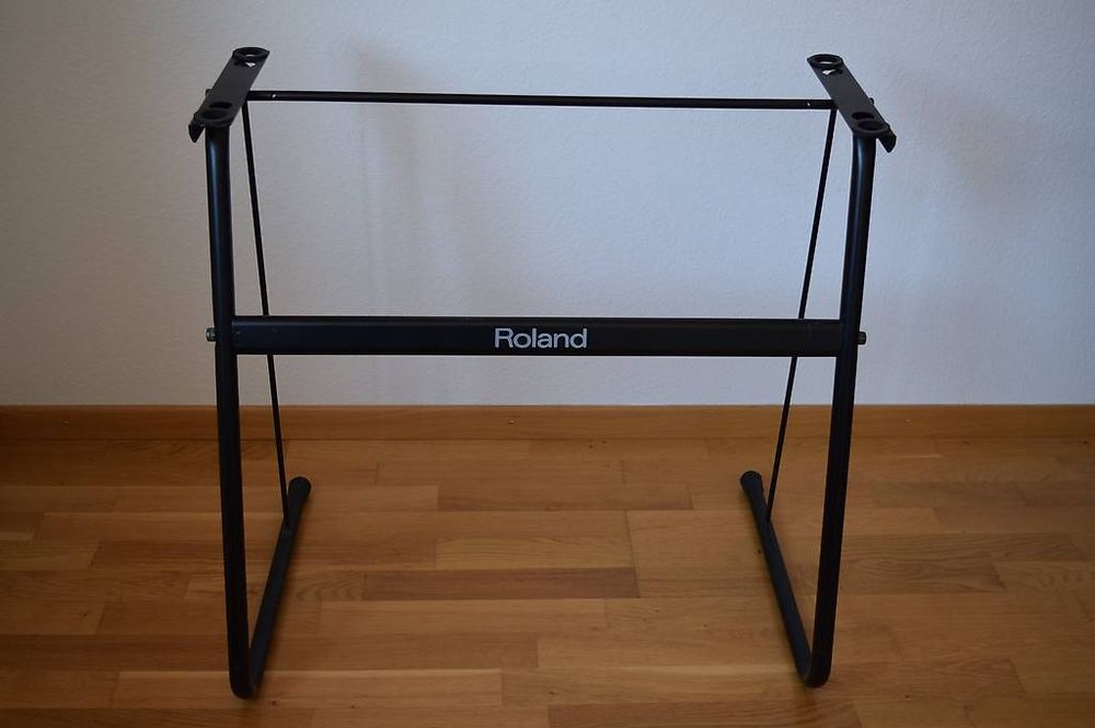 Roland Keyboard Ständer (Gebraucht) in Bern für CHF 10 – nur Abholung ...