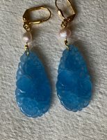 filigrane Ohrringe aus blauer jade