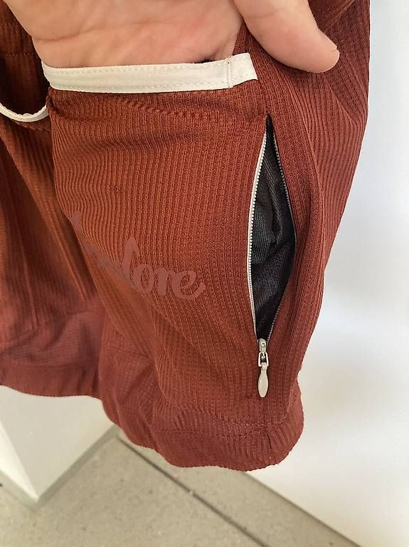 Canottiere & Pantaloni: Isadore Rennrad Trikot M Fired Brick – Usato da Zürich venduto da BootmakerforKings 2