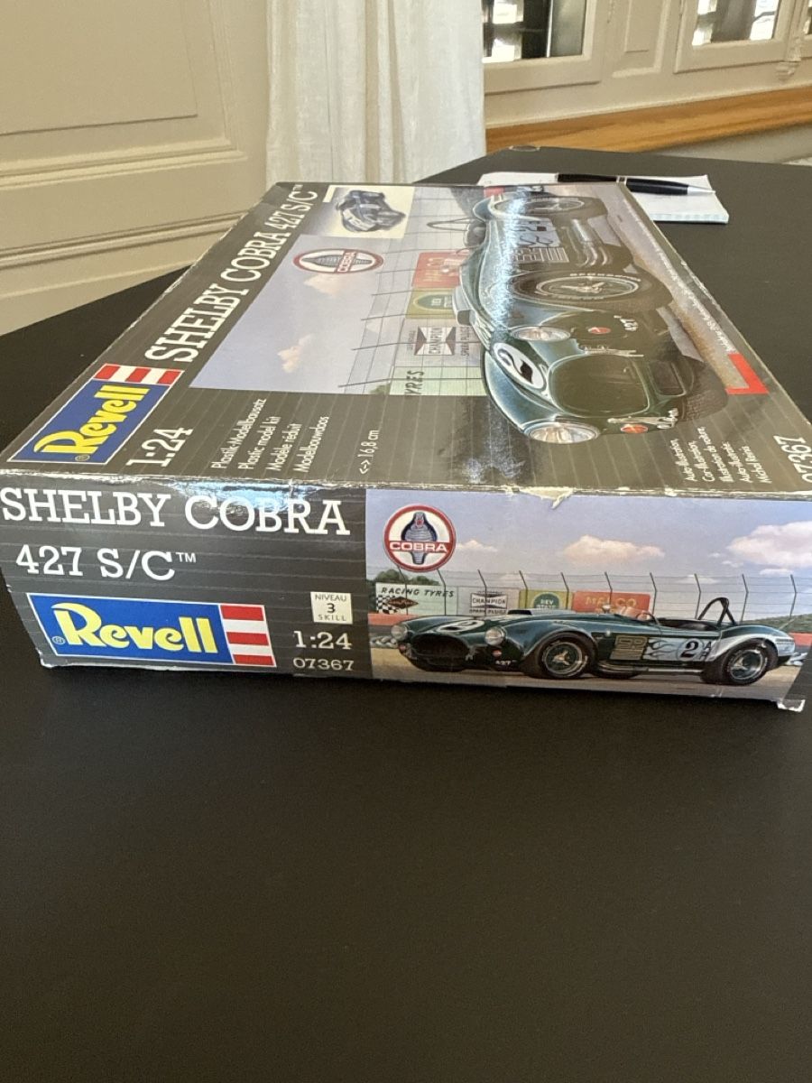 Revell Voitures modèles: Revell Shelby Cobra 427 S/C – D'occasion à Glarus par Box3 2