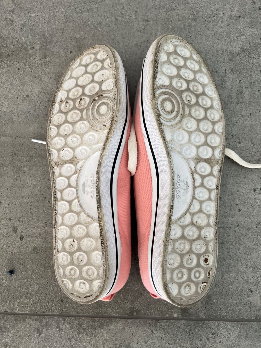 Adidas Scarpe da donna: Adidas sneakers – Nuovo (secondo la descrizione) da Cama venduto da UnleashdByAna 3