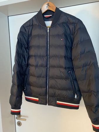 TOMMY HILFIGER JACKE