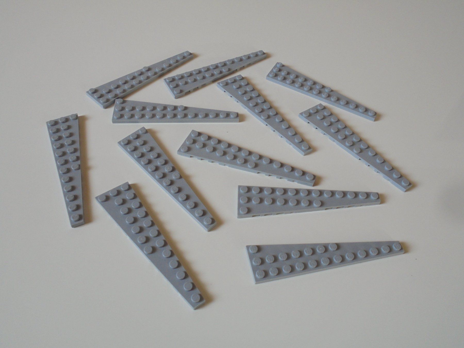 Lego Giocattoli: LEGO - DIVERSE - GRAUE - PLÄTTLI – Usato da Gelterkinden venduto da ajdt4