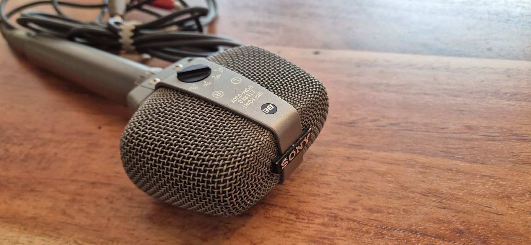 Sony Microfoni: Sony ECM-990F Microphone Stéréo Electret Condenser – Usato da Ebikon venduto da Omarchine 2