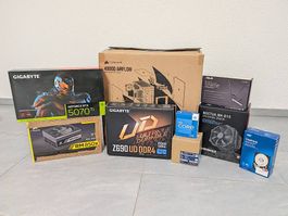 Gaming PC - i5-13600K / RTX 5070 TI / RAM 32 GB / SSD 2 TB