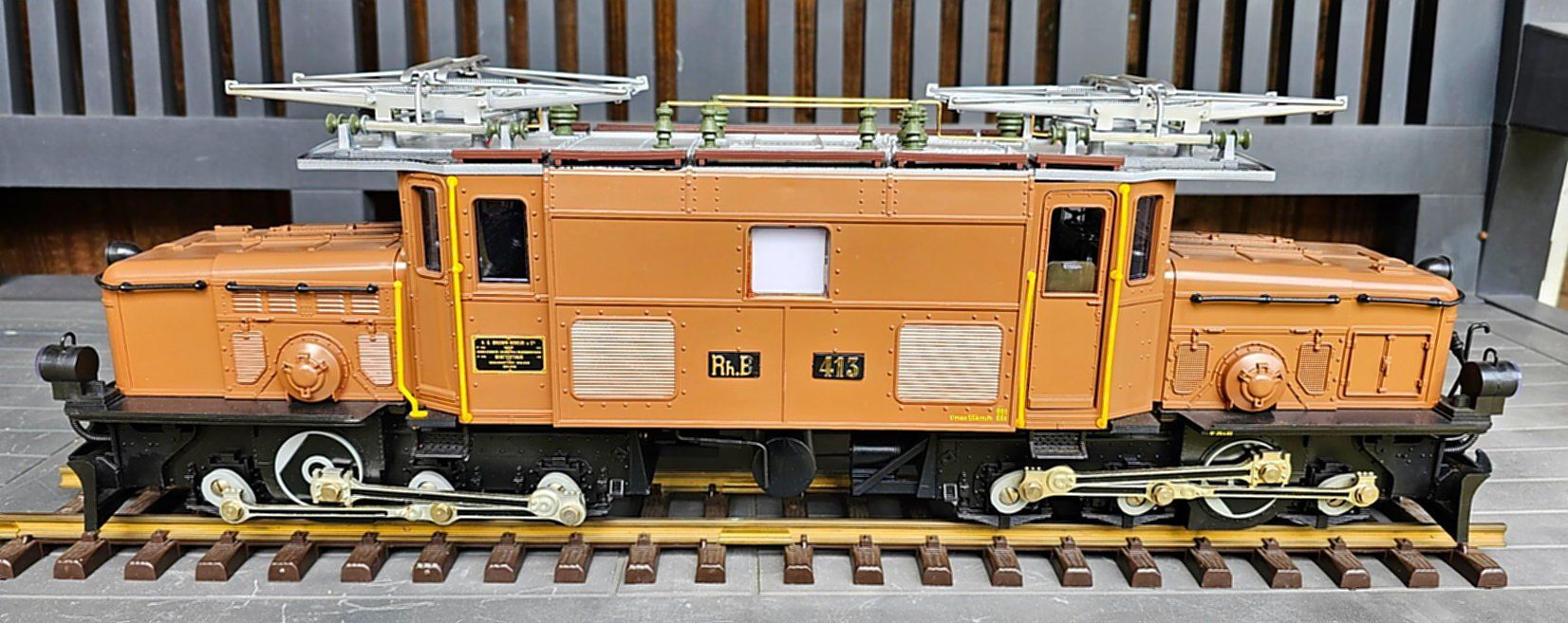 LGB Modellini di ferrovie: LGB RhB Krokodil E-Lok 2040 – Usato da Esslingen venduto da Hombi3