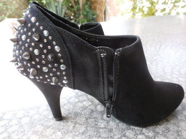 Scarpe da donna: Stiefeletten in Grösse 37 – Nuovo (secondo la descrizione) da Würenlingen venduto da Delfinli1