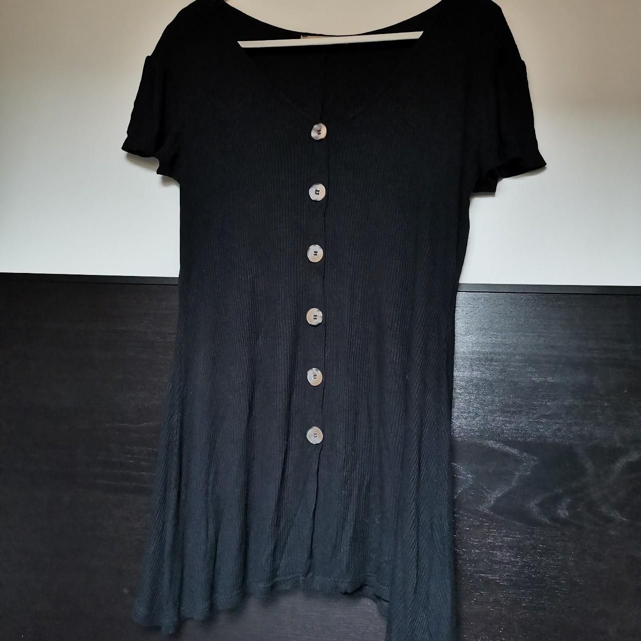 Pull&Bear Vestiti: Marine Blau geripptes Sommerkleid mit Knöpfen Pull&Bear – Nuovo (secondo la descrizione) da Ringgenberg BE venduto da Vinyl.Love 2