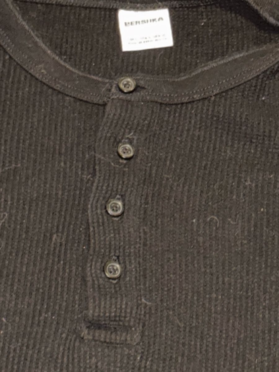Bershka Pulls & Sweat-shirts: Longsleeve von Bershka schwarz – Neuf (Voir description) à Solothurn par con_sk82 2