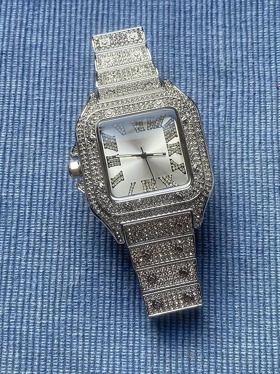 Orologi: Dadanum Diamond Zircons Watch – Usato da bedigliora venduto da kabramakashowm
