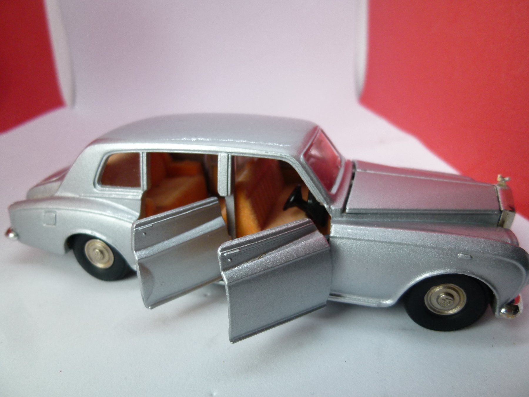 Rolls Royce Modellini d'auto: TOMICA / DANDY -  Rolls Royce Phantom VI - schwer - Japan – Usato da Reiden venduto da Aston2 1