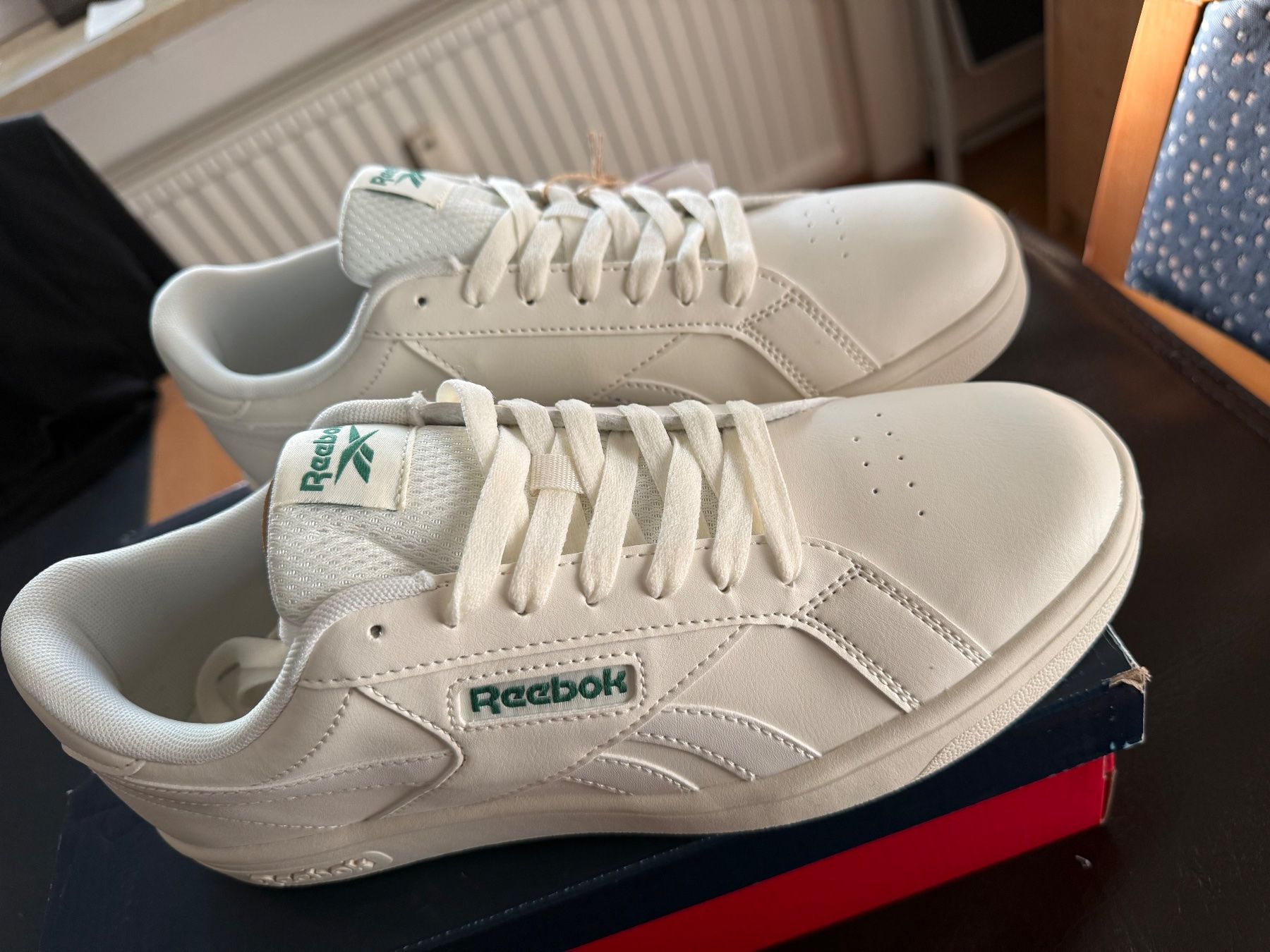 Reebok Scarpe da uomo: Reebok Sneakers – Nuovo e nell'imballaggio originale da Muttenz venduto da claudia19111