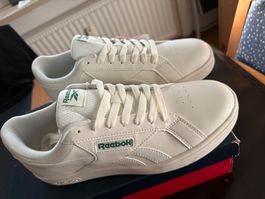 Reebok Sneakers