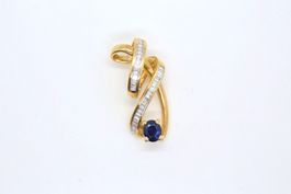 Anhänger 18K mit Saphir und Baguetten