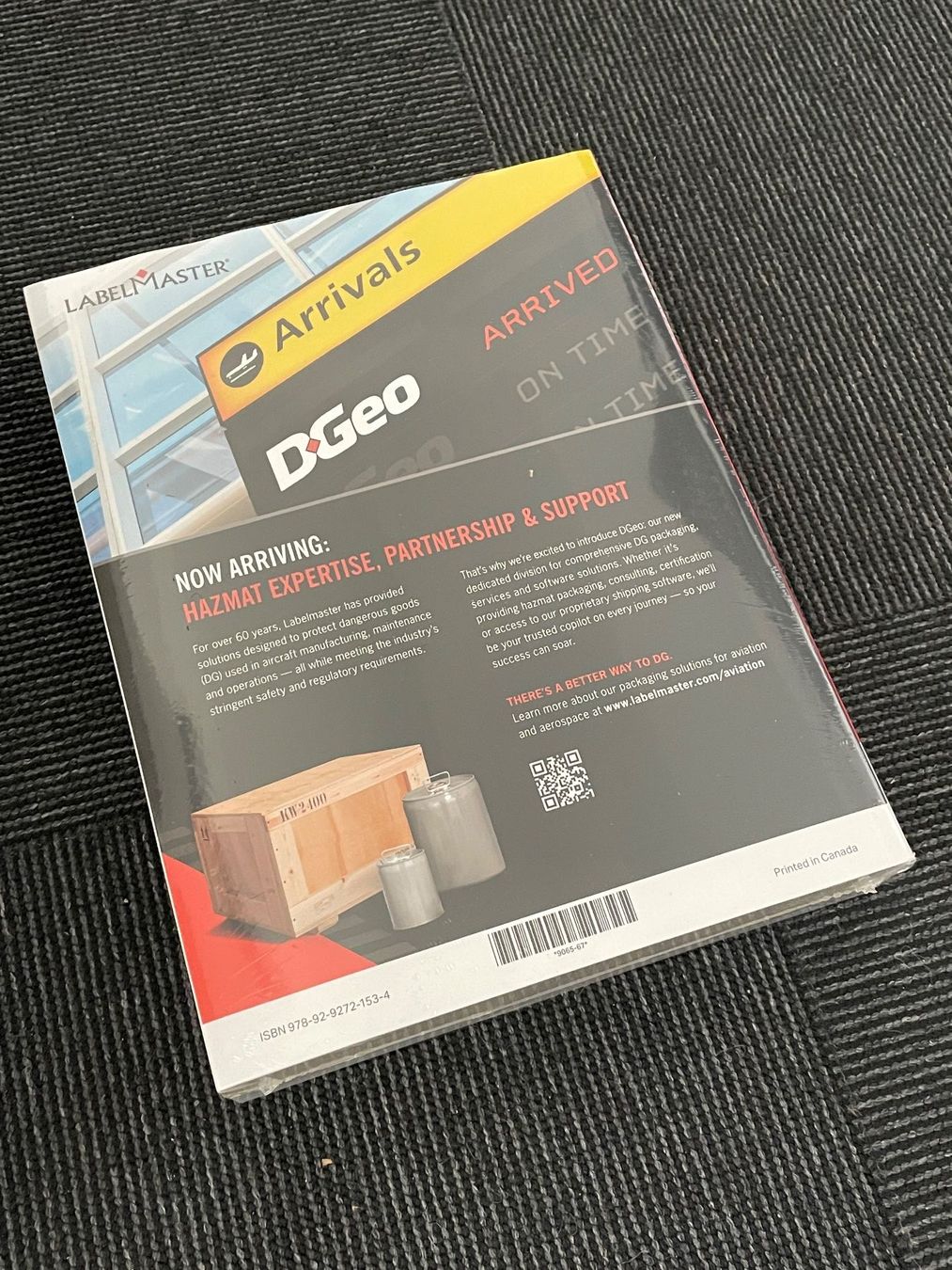 Libri: IATA Dangerous Goods Regulation – Nuovo e nell'imballaggio originale da Zürich venduto da plumita 1