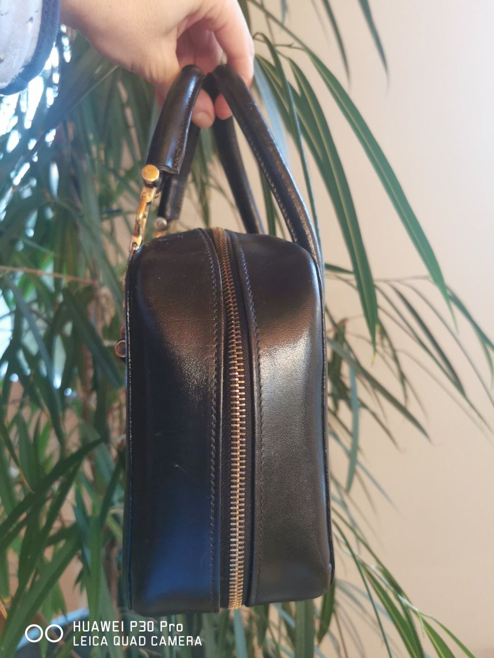 Aigner Borse da donna: Tasche Aigner – Usato da Zug venduto da ScarletRose 1