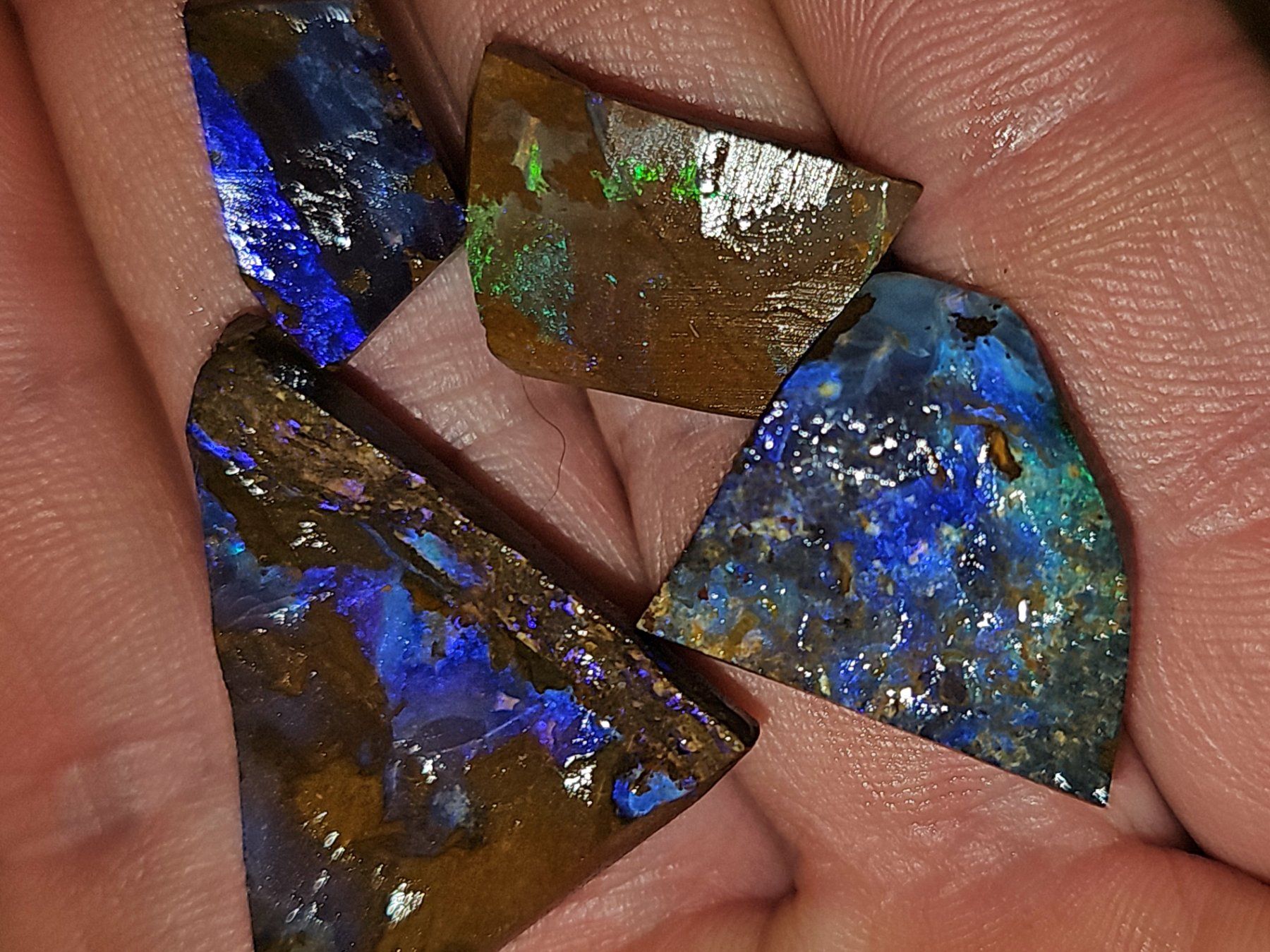 Pietre preziose: Australische Boulder Opal Rohsteine – Nuovo e nell'imballaggio originale da Uerkheim venduto da Winwinner 3