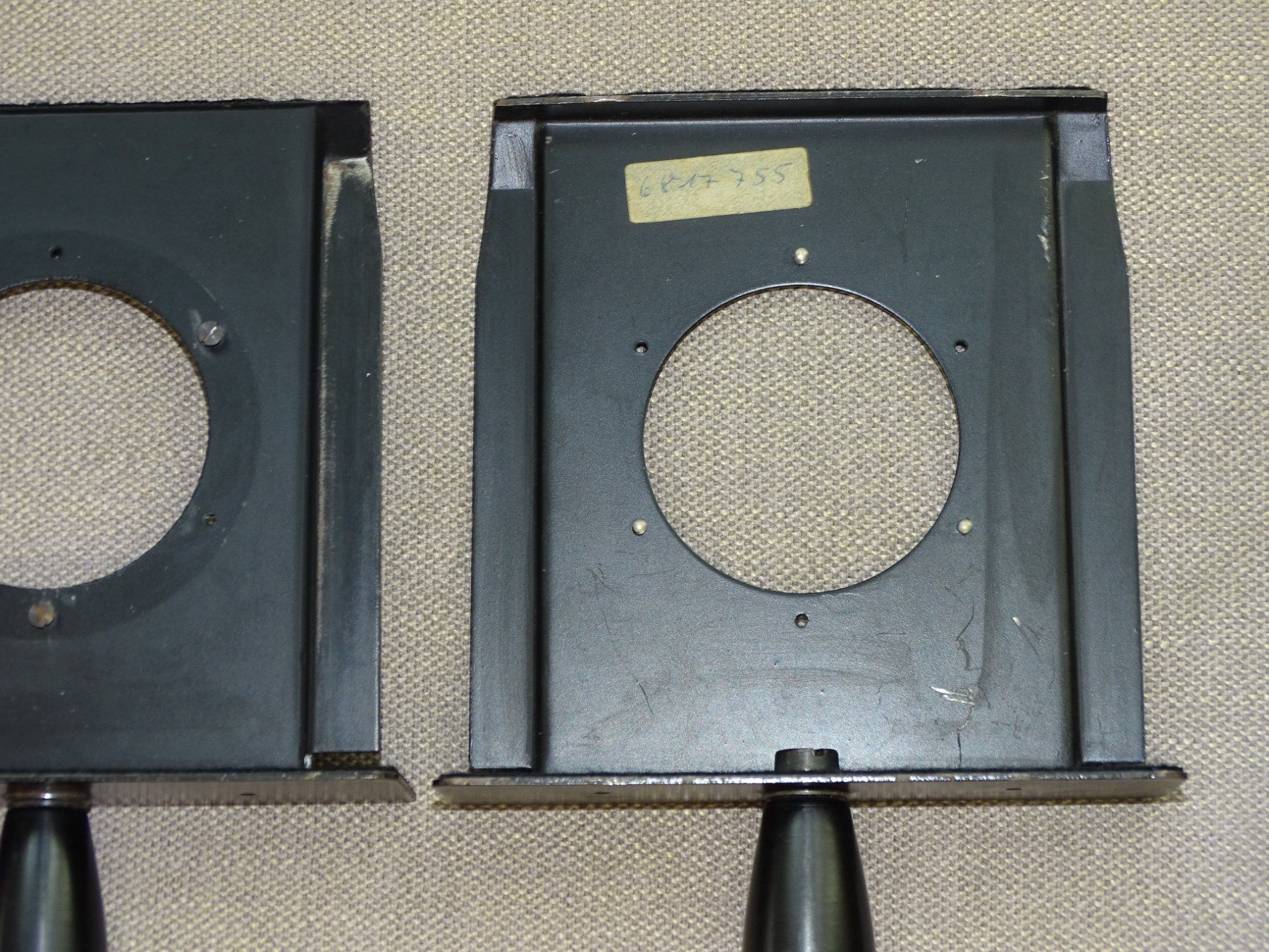 Fotocamera: Zwei Trägerplatten Kameraobjektive – Usato da Hirzel venduto da Musicman03 1