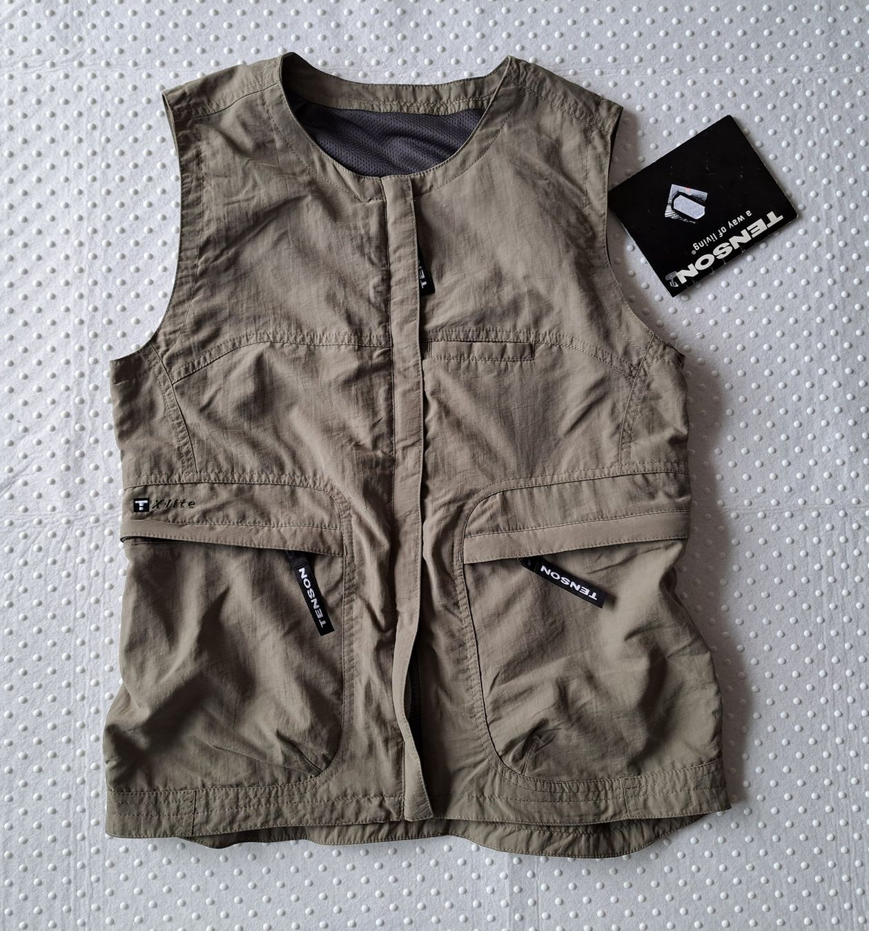 Gilet & Giacche: Tenson Outdoor Weste khaki, Gr. S – Nuovo (secondo la descrizione) da Gysenstein venduto da joshuas81