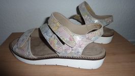 fast neue sandalen 37  damenschuhe