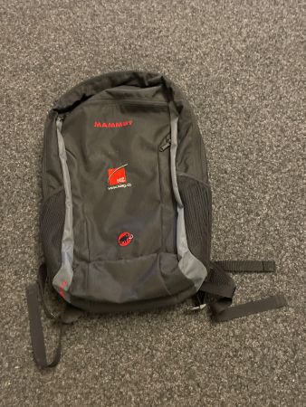 Mammut Rucksack Schwarz Top Zustand (526)