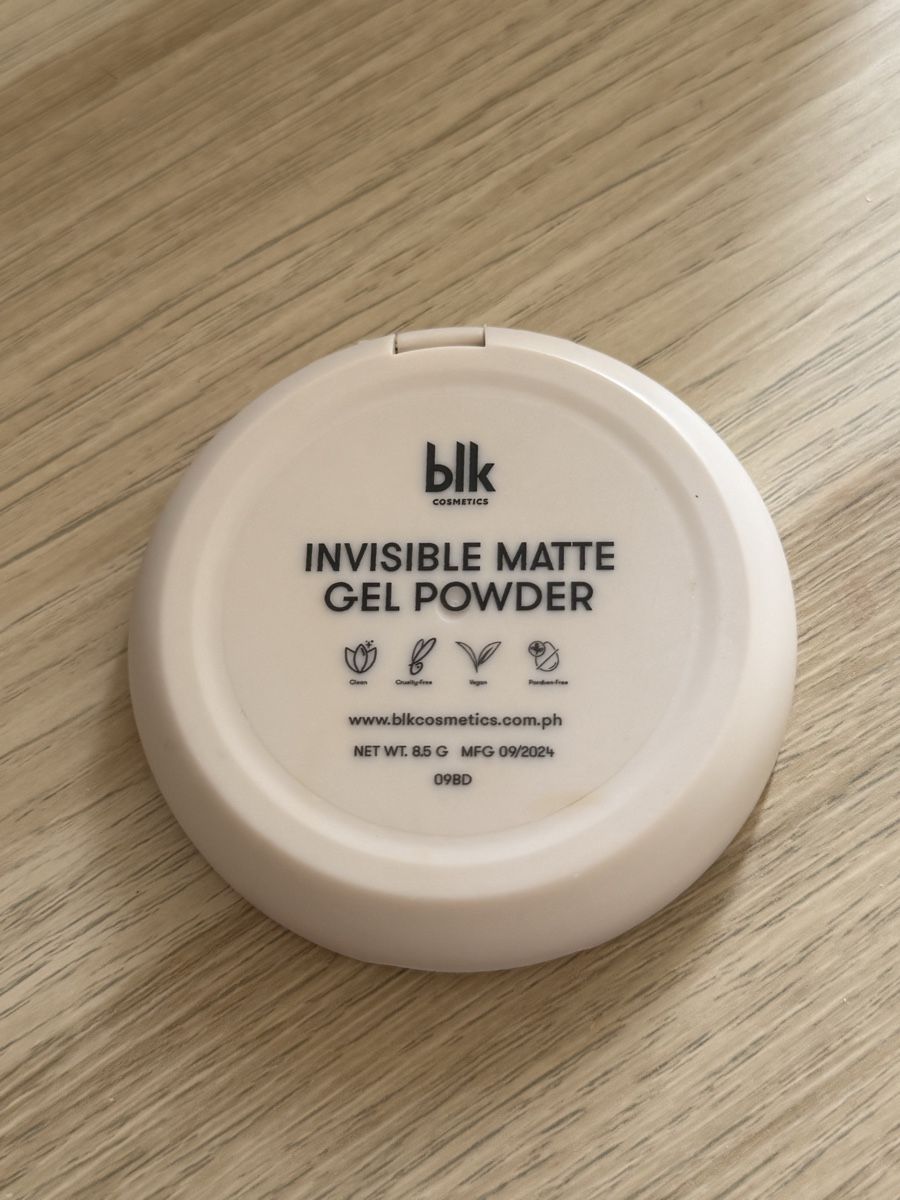Make-up: blk cosmetics Invisible Matte Gel Powder – Neu (gemäss Beschreibung) aus Luzern von sas_r89l 3
