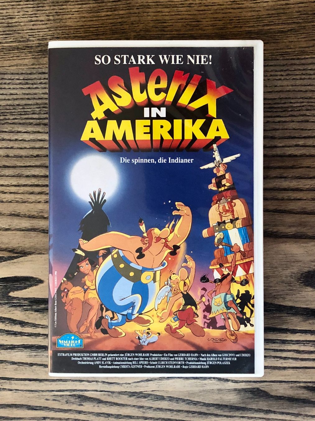 Tutti i VHS: Asterix in Amerika VHS Videokassette Klassiker – Usato da Berg am Irchel venduto da Zweiti_Chance