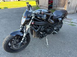 Triumph Speed Tripple 900 ccm