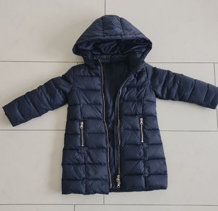 Armani Junior Winterjacke Grösse 106 / 4 Jahre Top Zustand