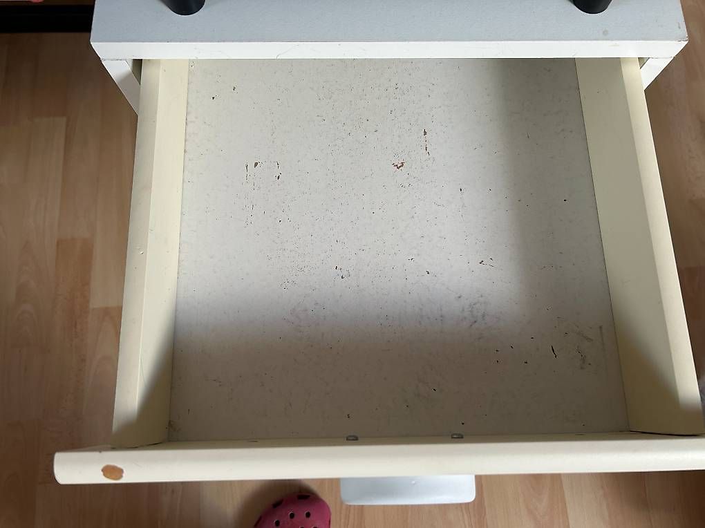 Scrivanie: Pult höhenverstellbar, aufrichtbar – Usato da Wiggiswil venduto da Cwi0 1