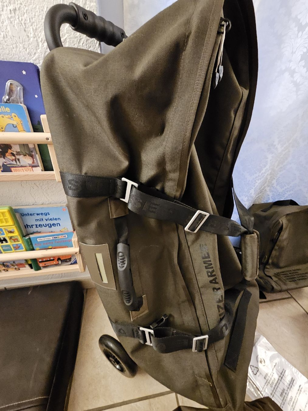 Koffer & Taschen: Schweizer Armee Trolley Rucksack Set - Top Zustand! – Gebraucht aus Mümliswil von Mizzi77 1