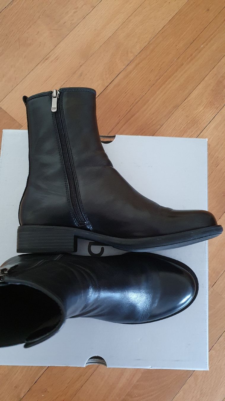 Damenschuhe: Damen Schwarze Schuhe – Gebraucht aus Basel von and_xs78 2