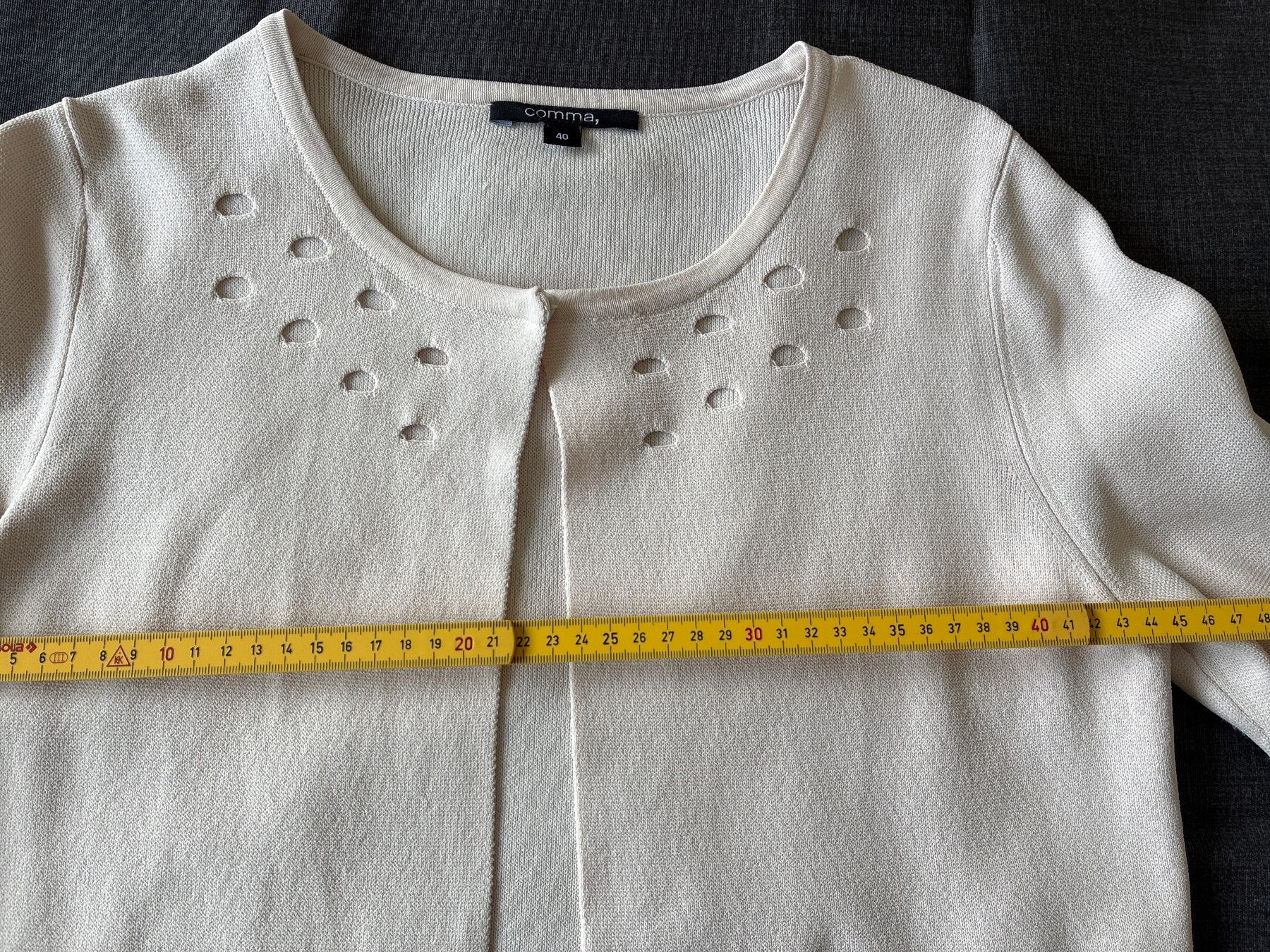 Bolero: kurze Strickjacke von comma in Gr 40 – Usato da Davos Platz venduto da nanigl 5