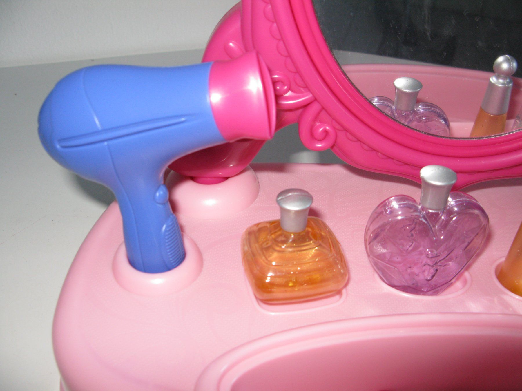 Tavoli da trucco: Kinder Schminktisch – Usato da Brissago venduto da lucabell 2