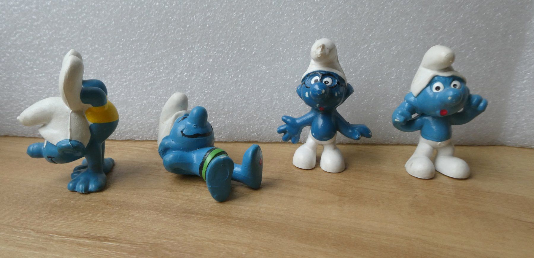 Schleich Figuren: Schlümpfe Peyo Schleich Brainy Handstand Schlumpf – Gebraucht aus Frauenfeld von ZAZ12 3